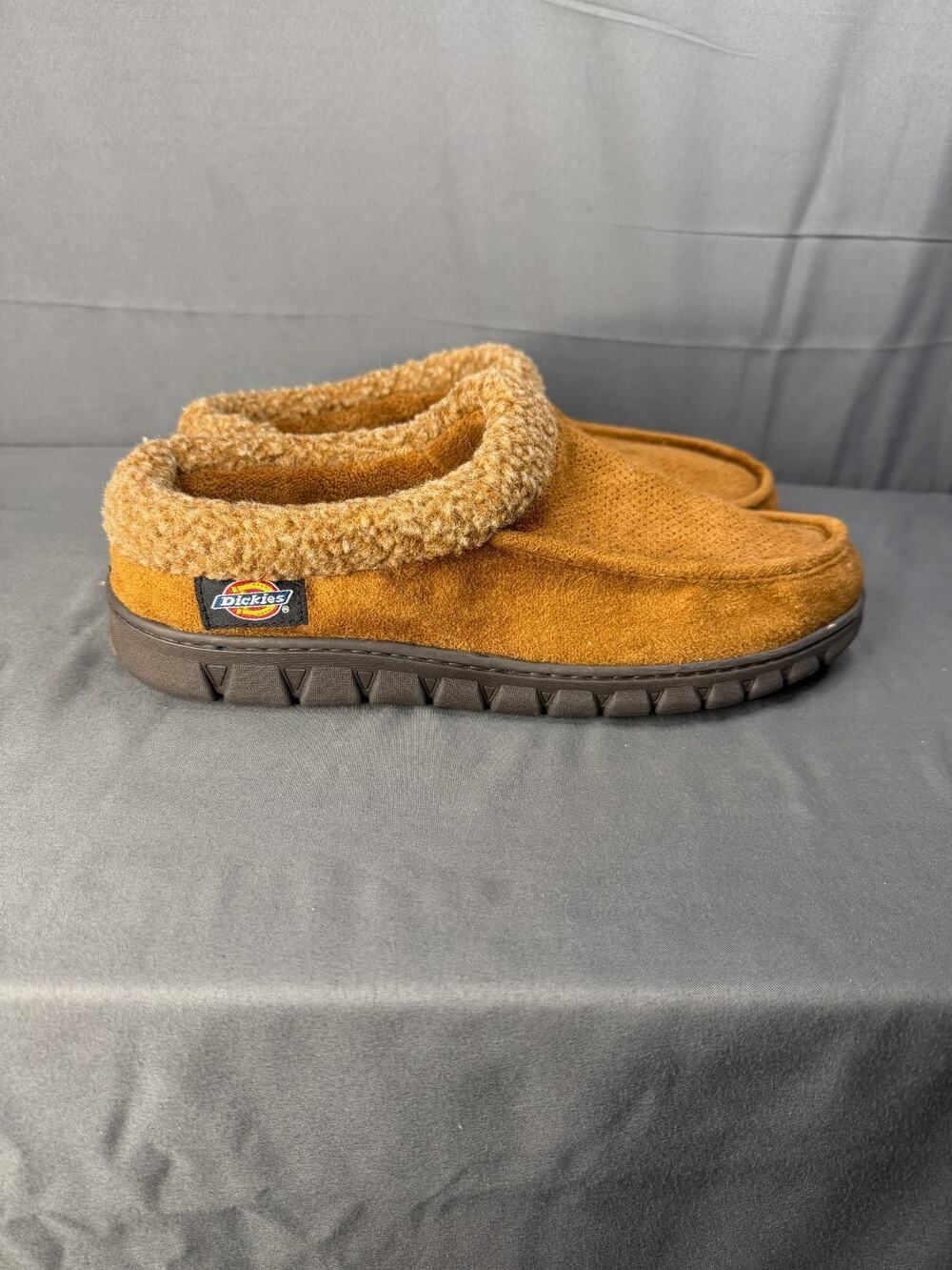 Dickies Men's Closed Back Memory Foam Slippers Indoor/Outdoor Size Large NEW